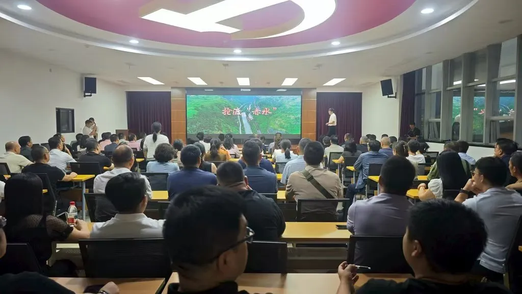 1759998501871.jpg 2.jpg