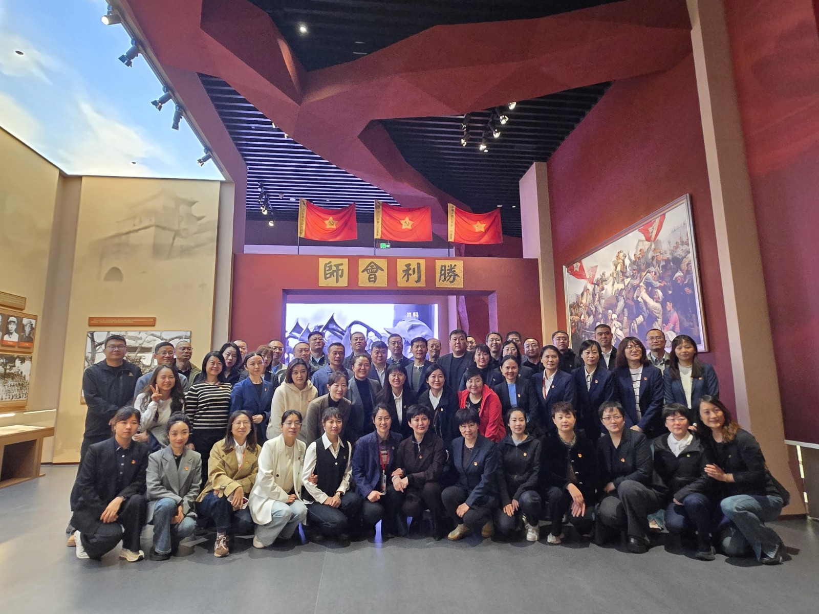 1761209817509.jpg 昆仑银行.jpg